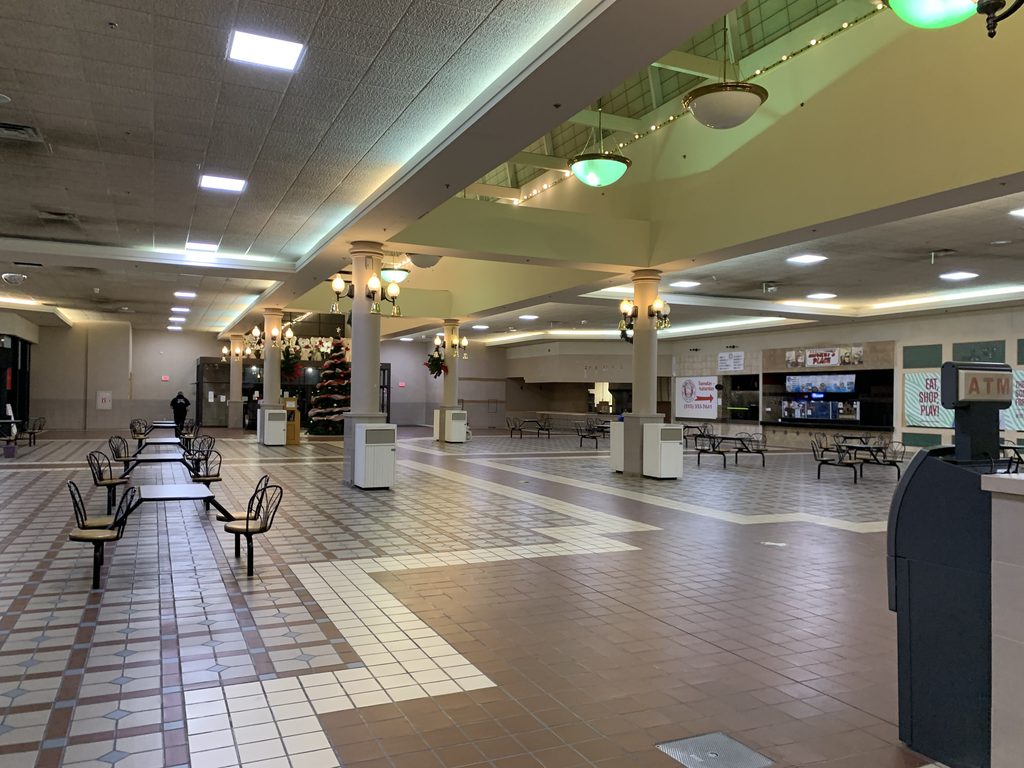 St Lawrence Centre Mall, Massena